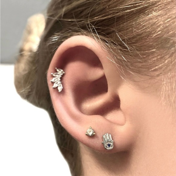 Sterling silver crystal leaf earrings - Picture 2 of 2